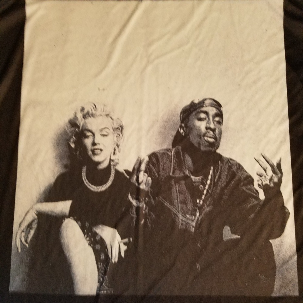 Tupac shirt